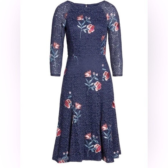 Eliza J Navy Floral Embroidered Lace Fit and Flare Dress size 8P - Picture 1 of 15